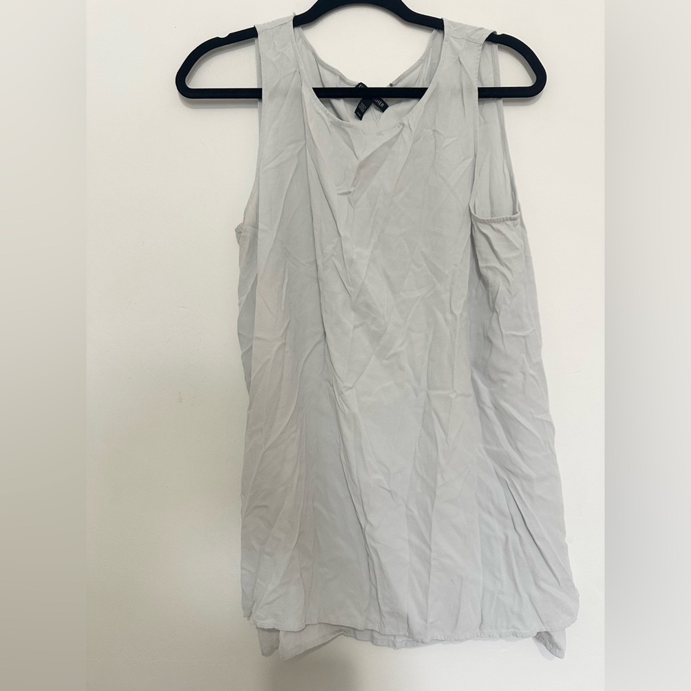 Eileen Fisher tank top size large silk * small flaw